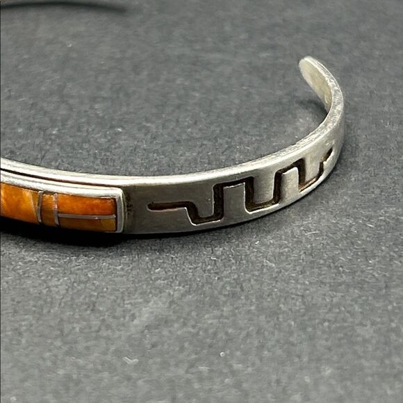 VTG Ivan Kee Gemstone Inlay Engraved Sterling Silver Cuff Bracelet - Picture 6 of 8
